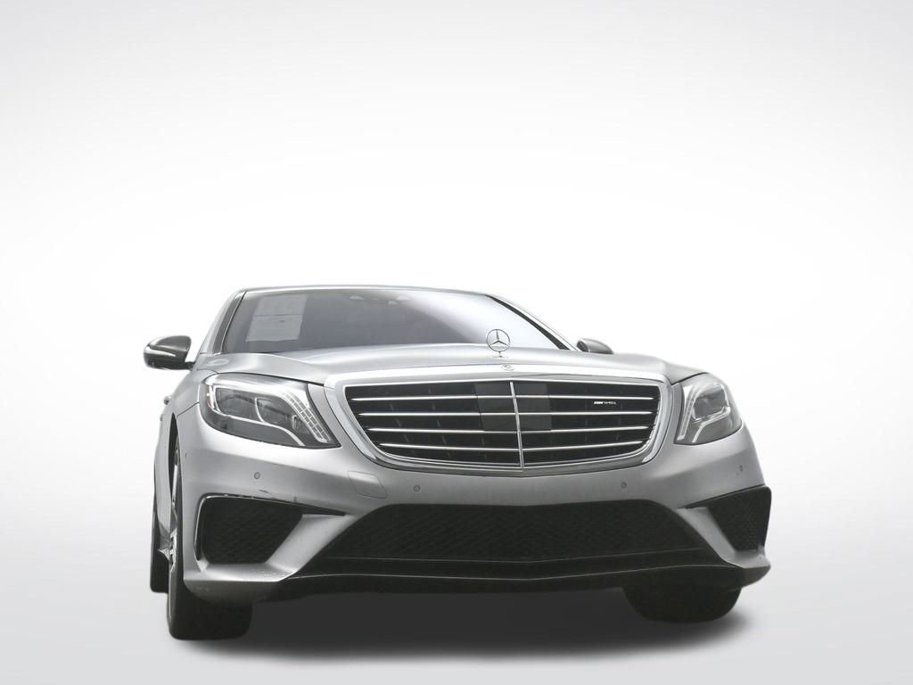 Used 2017 Mercedes-Benz S 63 AMG 4MATIC Sedan w/ Carbon Fiber Exterior Package image 61