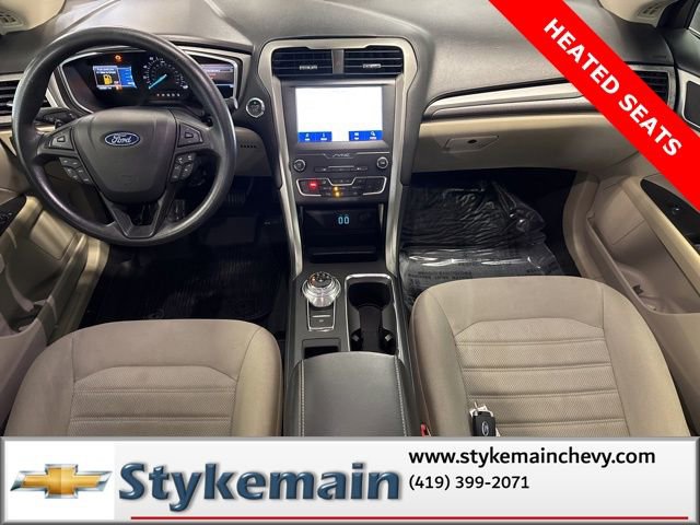 Used 2020 Ford Fusion SE AWD/4WD image 3