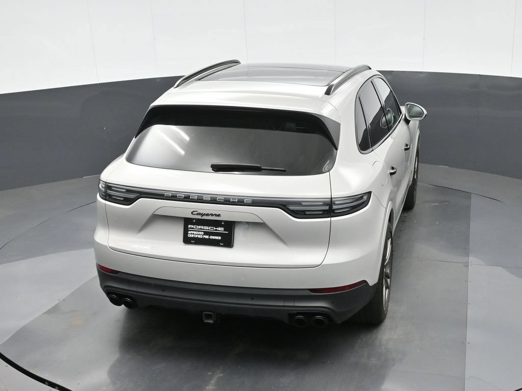 Certified 2023 Porsche Cayenne Platinum Edition AWD/4WD image 29