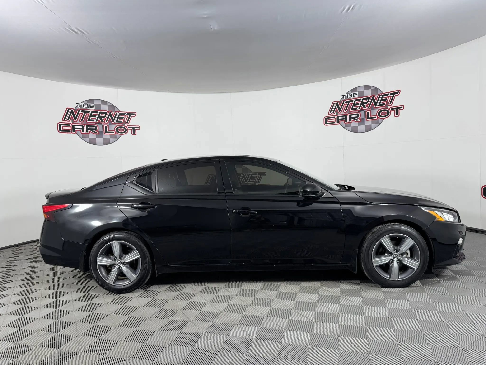 Used 2022 Nissan Altima 2.5 SL FWD image 8
