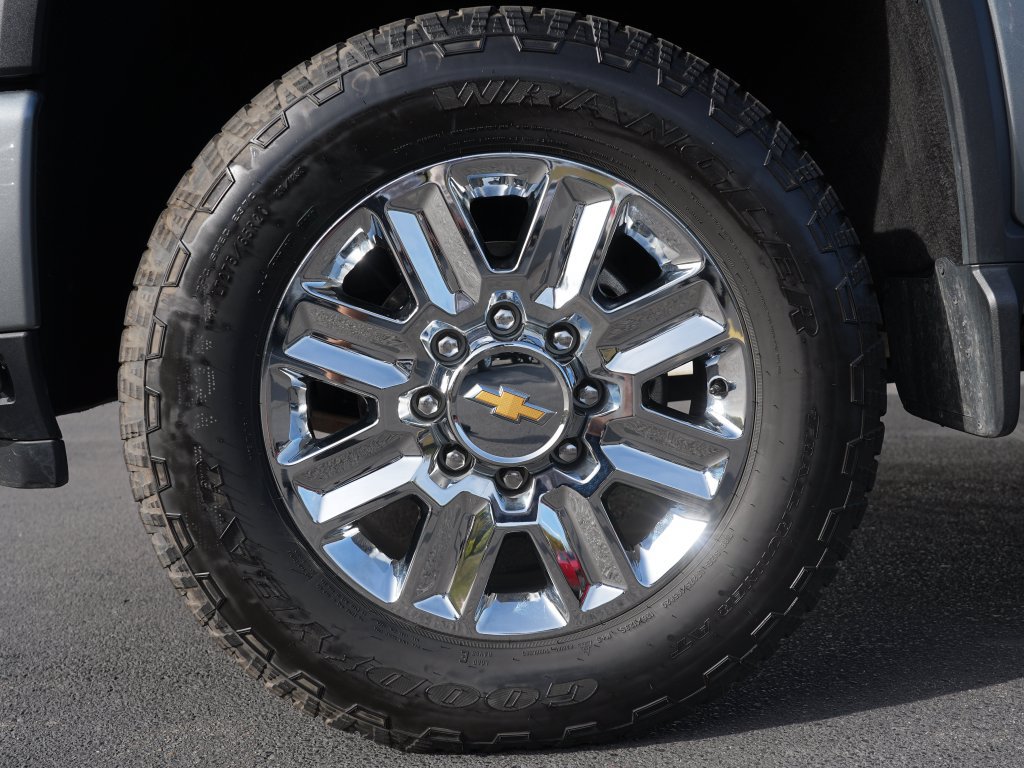 Certified 2024 Chevrolet Silverado 3500 High Country w/ High Country Premium Package AWD/4WD image 33