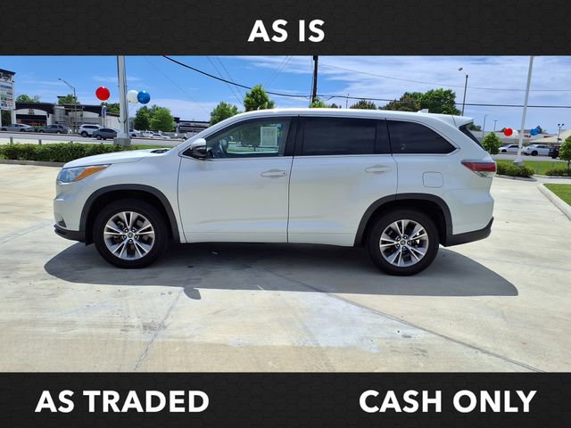 Used 2016 Toyota Highlander Plus FWD image 4