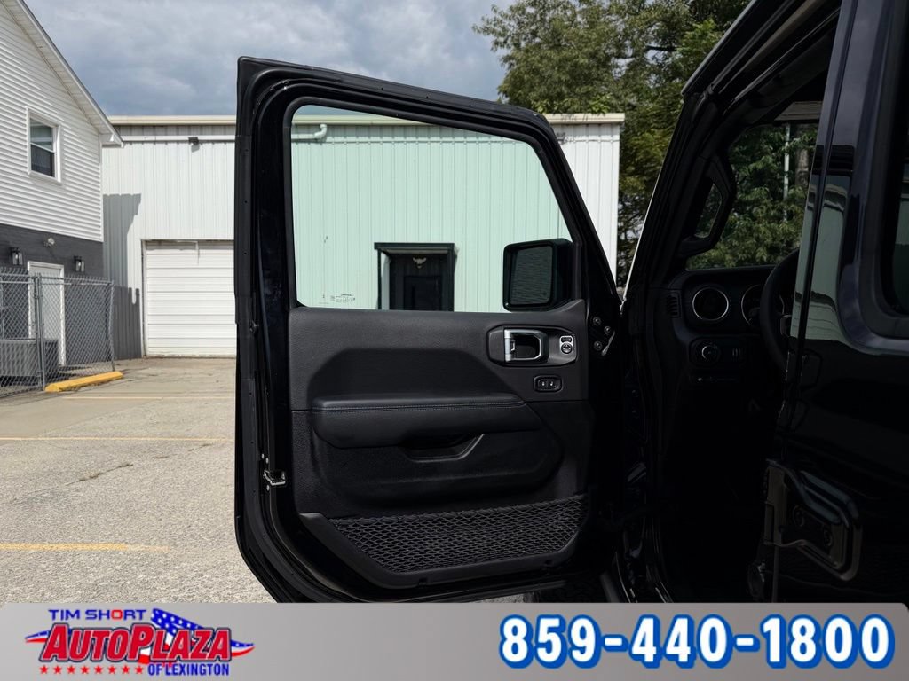 Used 2023 Jeep Wrangler Unlimited Rubicon 4xe w/ Dual Top Group AWD/4WD image 35
