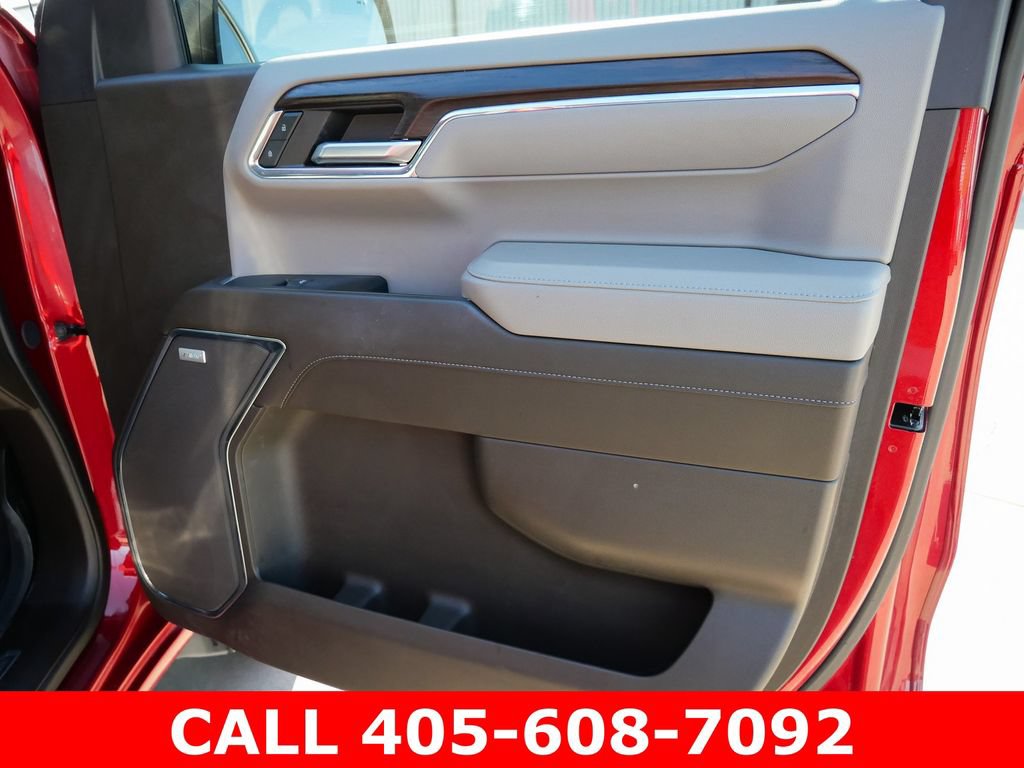 Used 2024 GMC Sierra 1500 SLT AWD/4WD image 19