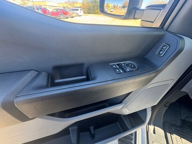 New 2025 Ford F550 4x4 Regular Cab Super Duty image 17