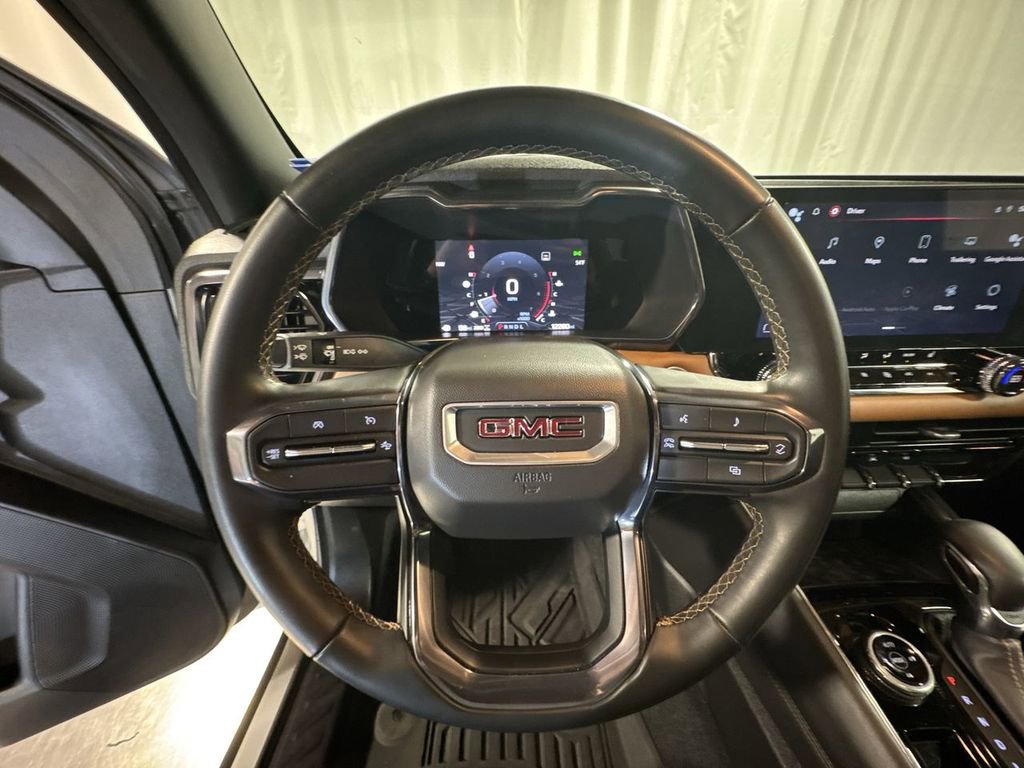 Used 2023 GMC Canyon AT4 image 24