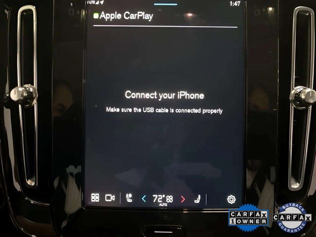 Used 2025 Volvo XC40 B5 Core image 47