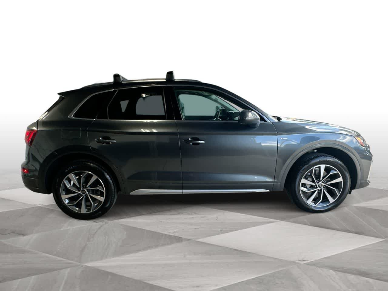 Used 2025 Audi Q5 2.0T Premium Plus w/ Premium Plus Package AWD/4WD image 9