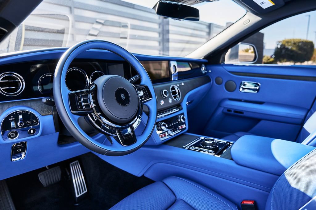 Used 2024 Rolls-Royce Ghost AWD/4WD image 2