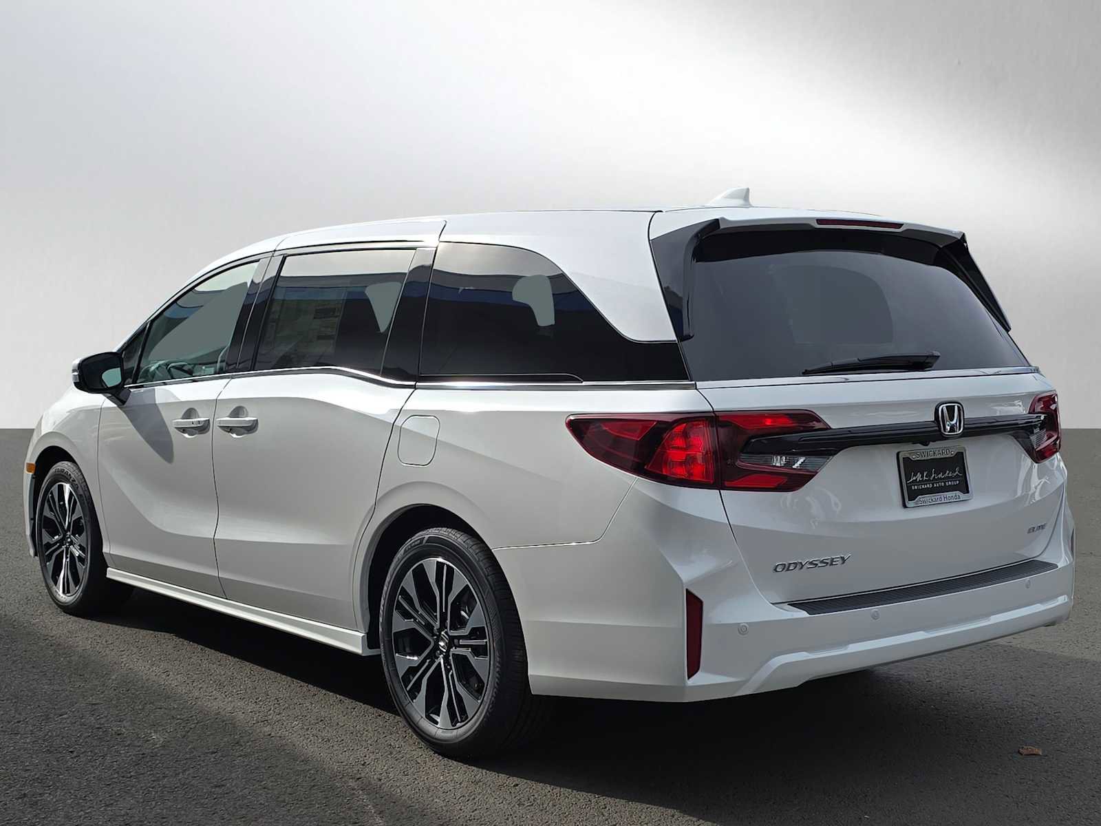 New 2026 Honda Odyssey Elite image 5