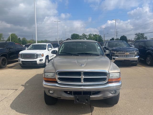 Used 2004 Dodge Dakota SLT w/ Deluxe Convenience Group AWD/4WD image 2