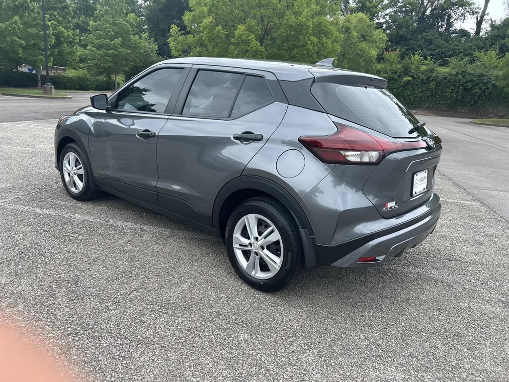 Certified 2025 Nissan Kicks Play S FWD image 5