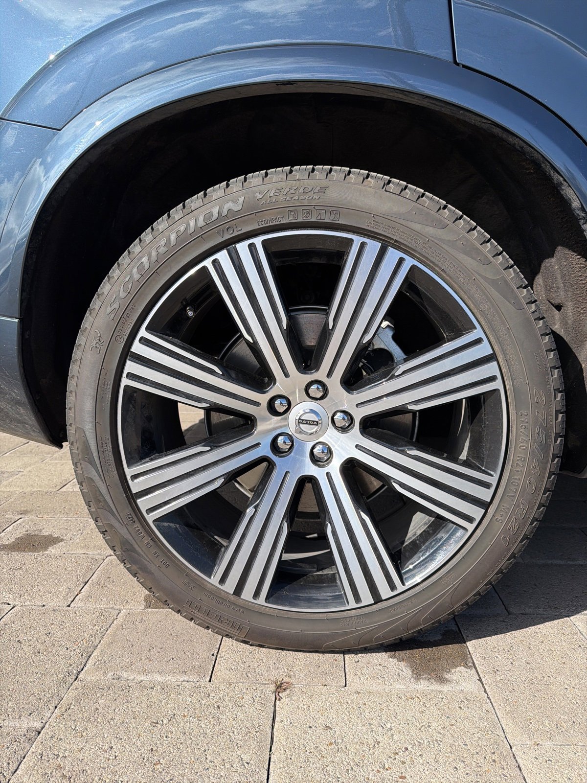 Used 2024 Volvo XC90 T8 Ultimate w/ Protection Package Premier image 7