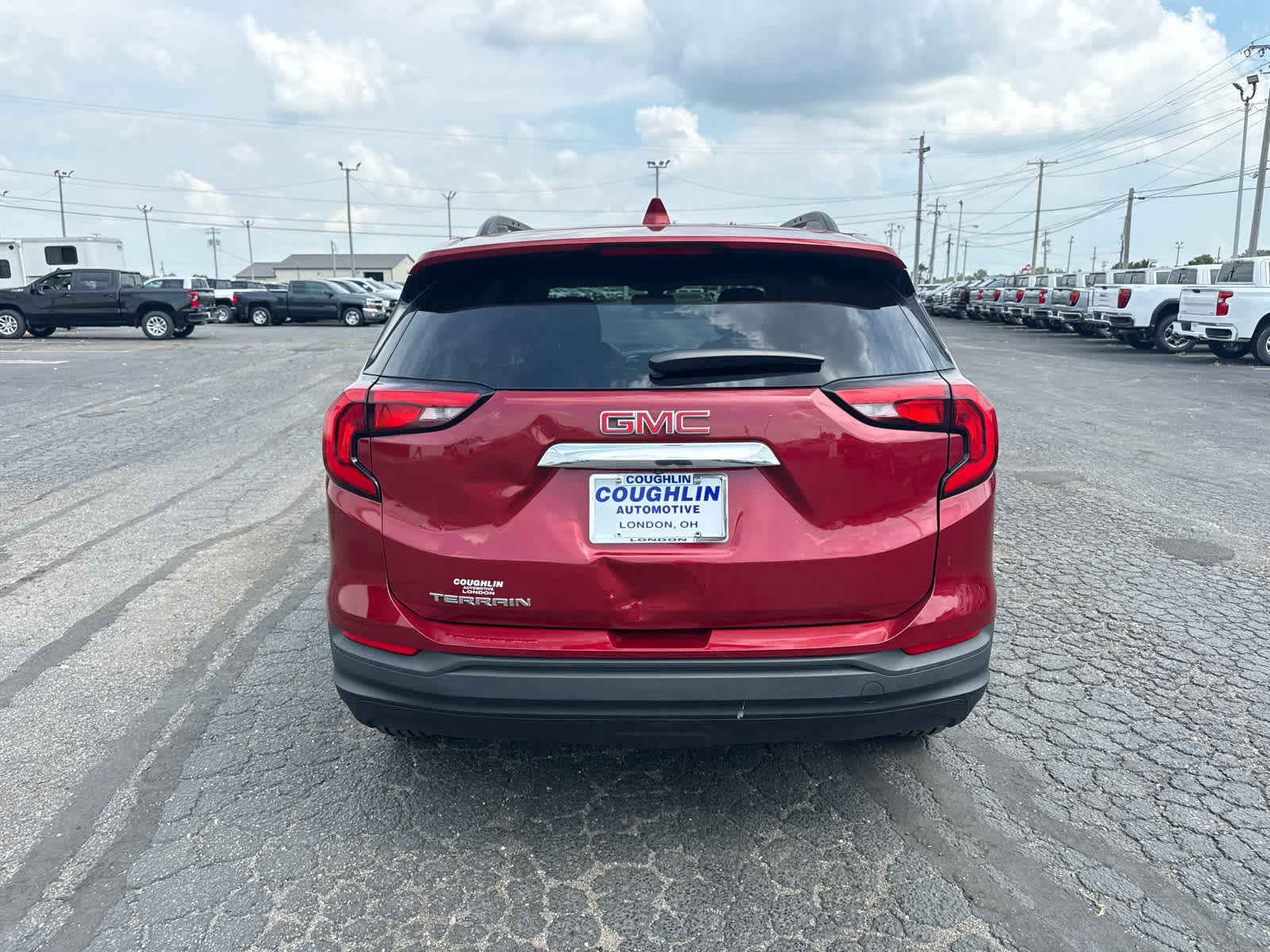 Used 2018 GMC Terrain SLE w/ Driver Convenience Package FWD image 4