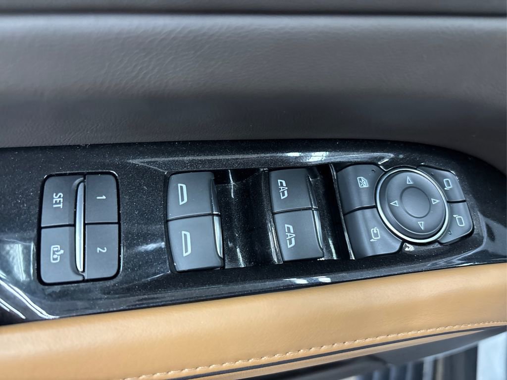 Used 2023 Cadillac Escalade Sport w/ Touring Package image 40