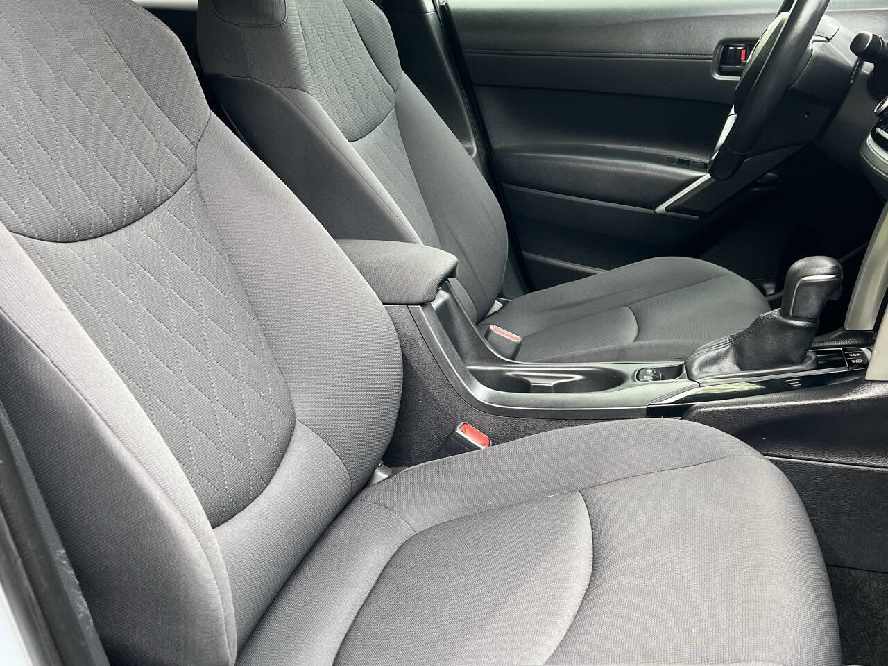 Used 2022 Toyota Corolla Cross LE FWD image 26