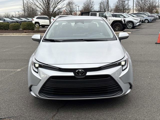 Used 2026 Toyota Corolla LE image 6