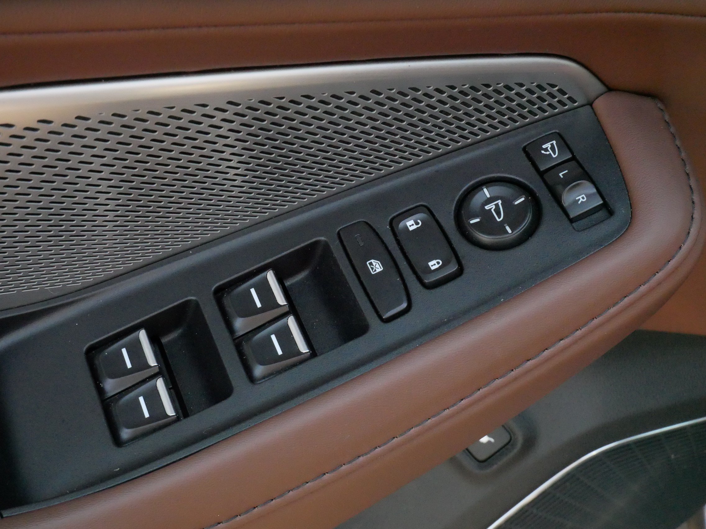 Used 2023 Acura MDX FWD w/ Technology Package image 19