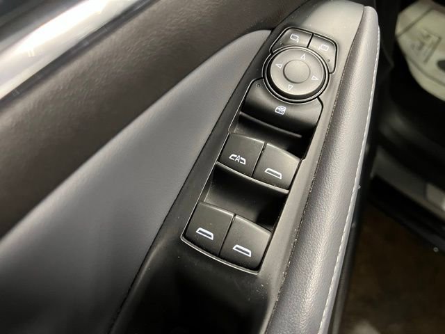 Used 2023 Buick Enclave Essence w/ Experience Buick Package image 12