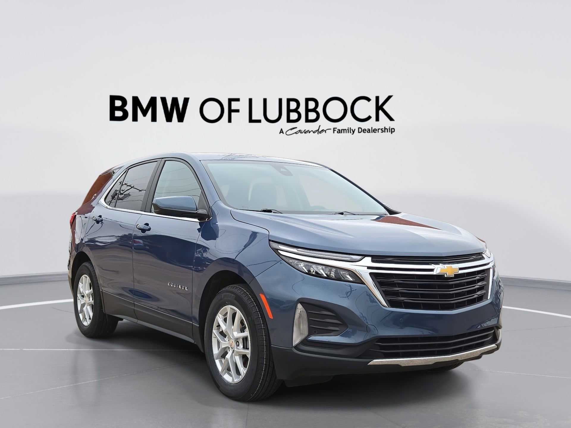 Used 2024 Chevrolet Equinox LT w/ LPO, Floor Liner Package FWD image 1