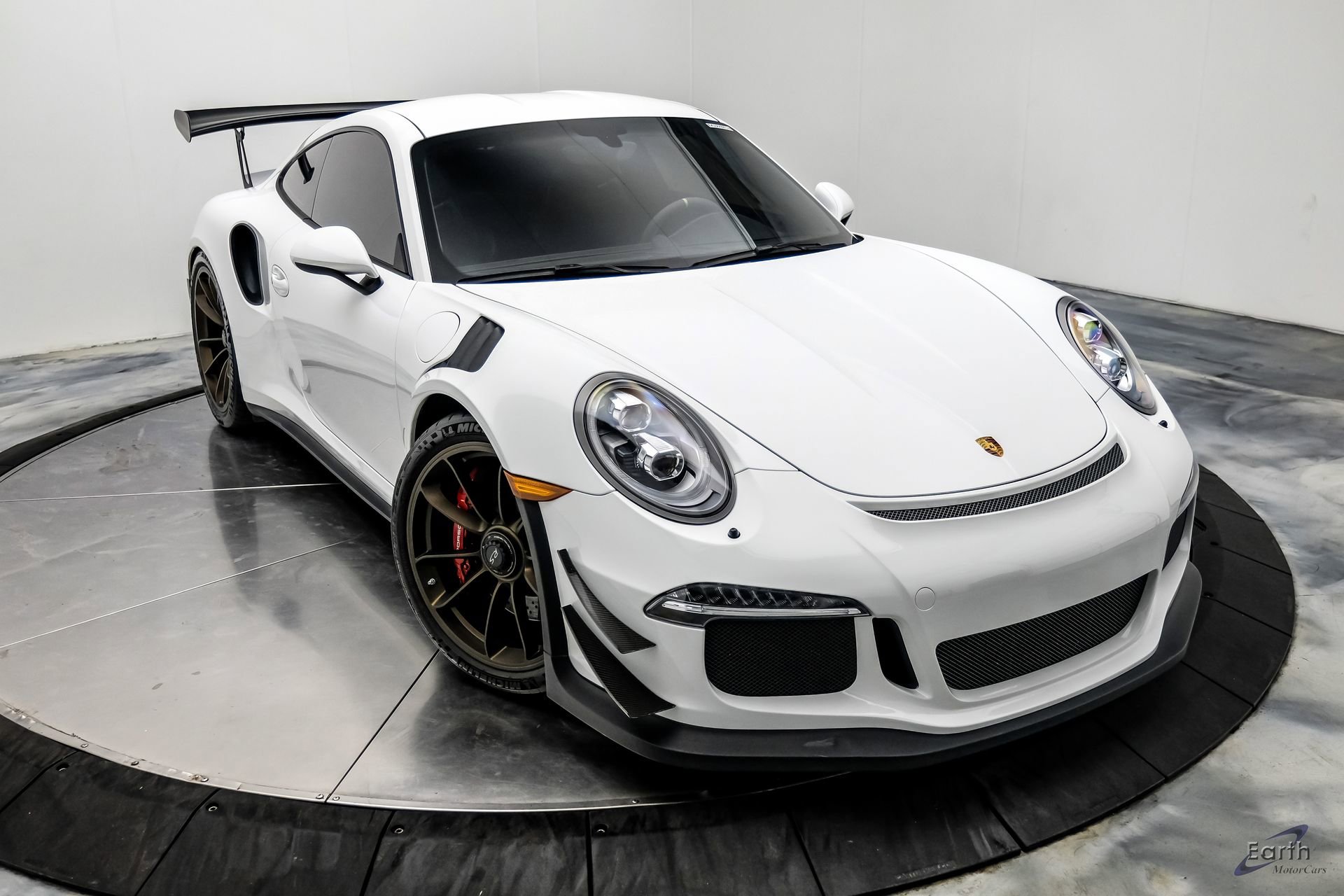 Used 2016 Porsche 911 GT3 RS image 32