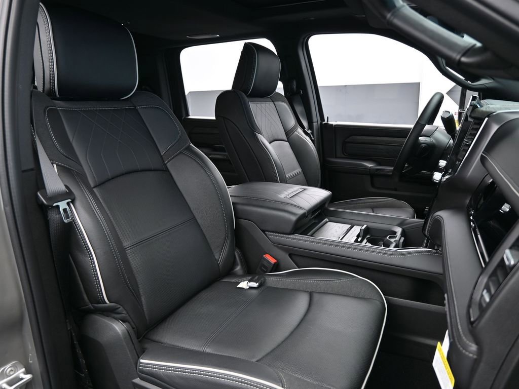 Used 2026 RAM 2500 Limited image 61