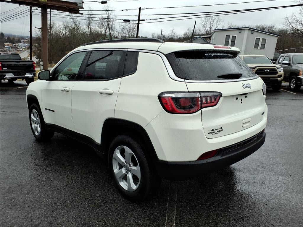 Used 2019 Jeep Compass Latitude w/ Cold Weather Group AWD/4WD image 4