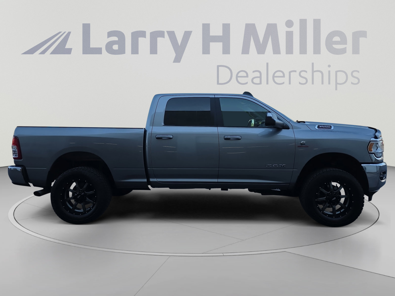 Used 2021 RAM 3500 Big Horn w/ Level 1 Equipment Group AWD/4WD image 6