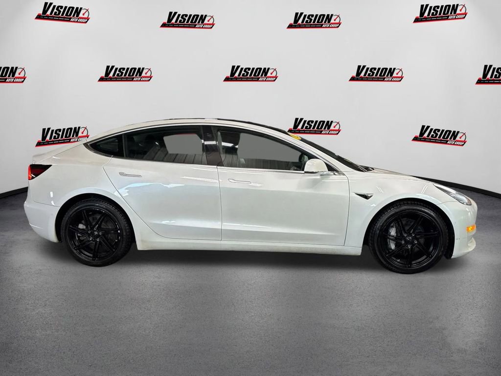 Used 2020 Tesla Model 3 Long Range image 4