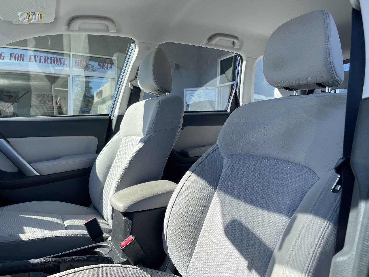 Used 2015 Subaru Forester 2.5i w/ Alloy Wheel Package image 18