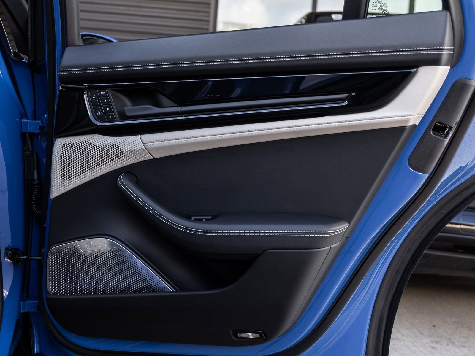 Used 2025 Porsche Panamera GTS image 42