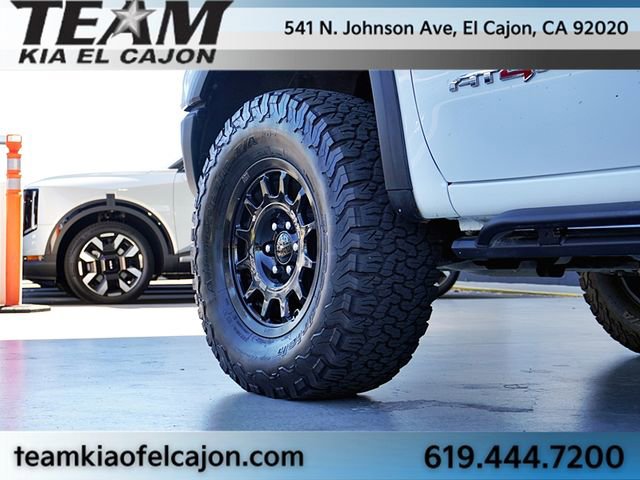 Used 2024 GMC Sierra 1500 AT4X w/ AT4X AEV Edition image 10
