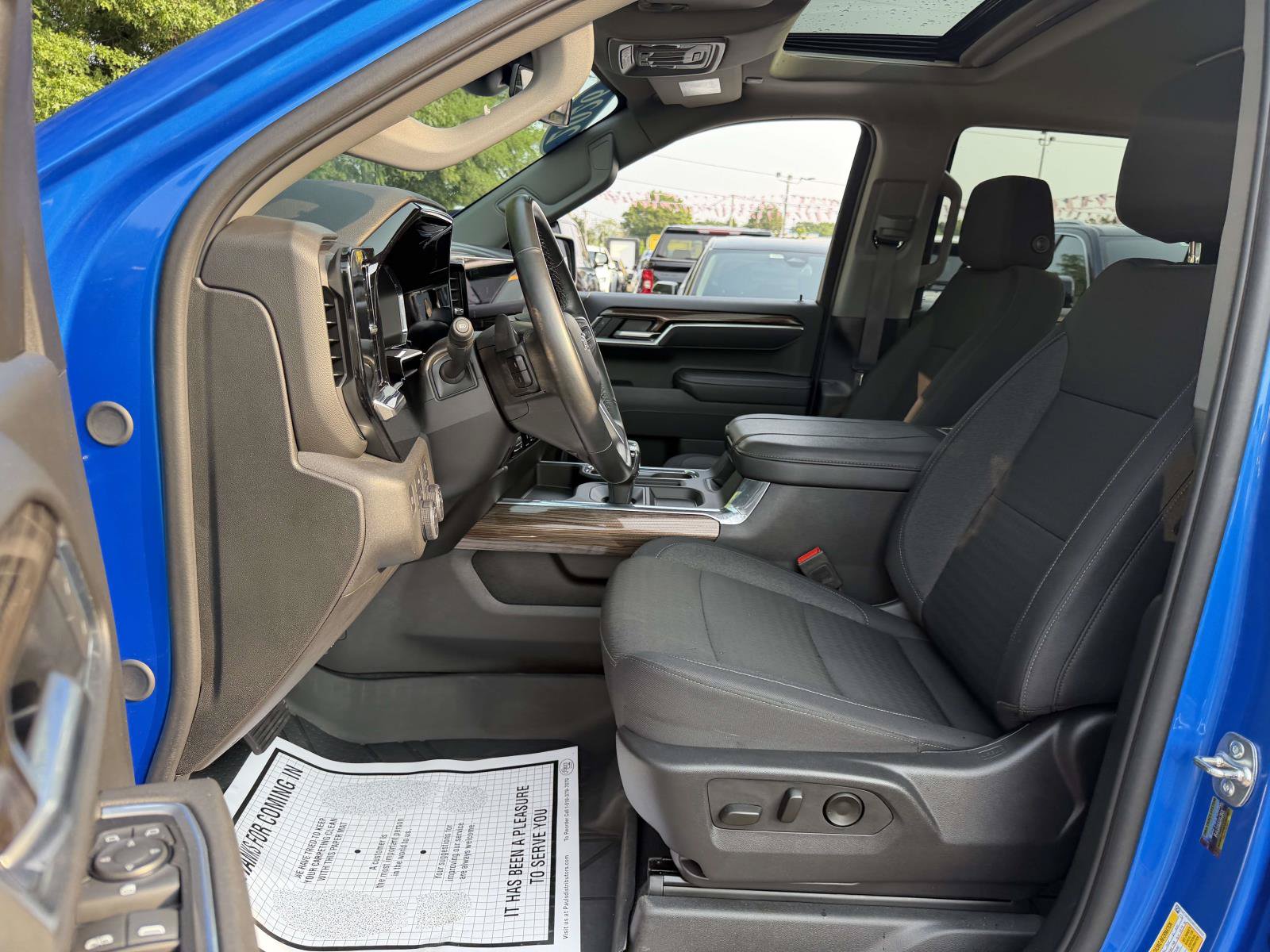 Certified 2025 Chevrolet Silverado 1500 RST w/ Convenience Package II AWD/4WD image 11