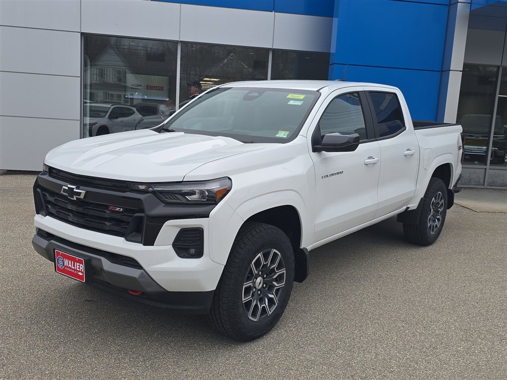 New 2025 Chevrolet Colorado Z71 image 1