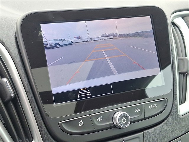 Used 2024 Chevrolet Malibu LT image 18