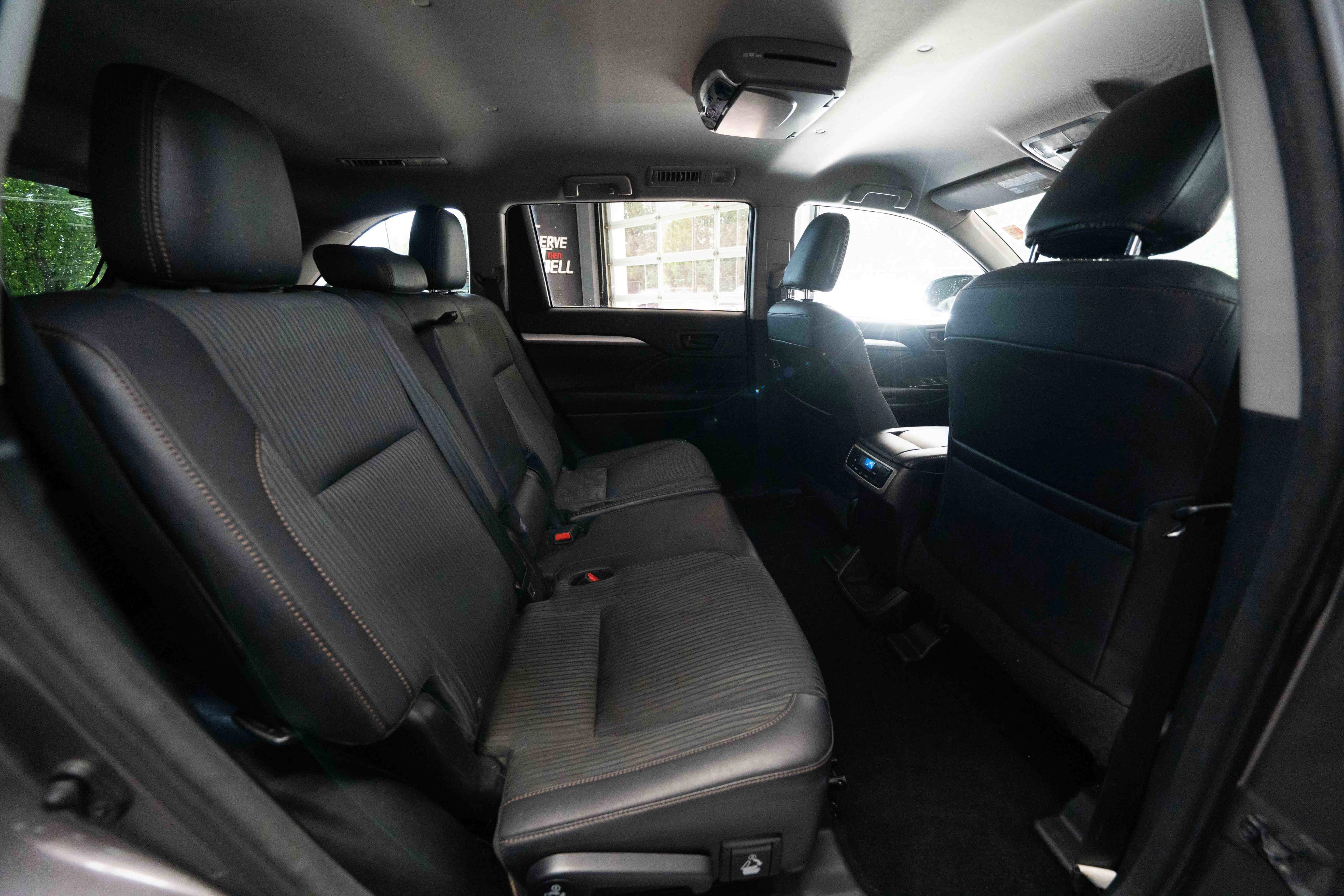 Used 2016 Toyota Highlander Plus AWD/4WD image 26