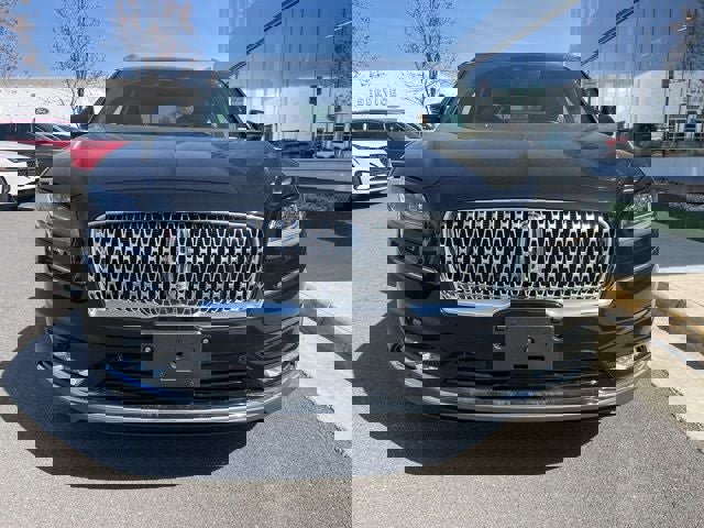 Used 2023 Lincoln Nautilus Black Label image 2