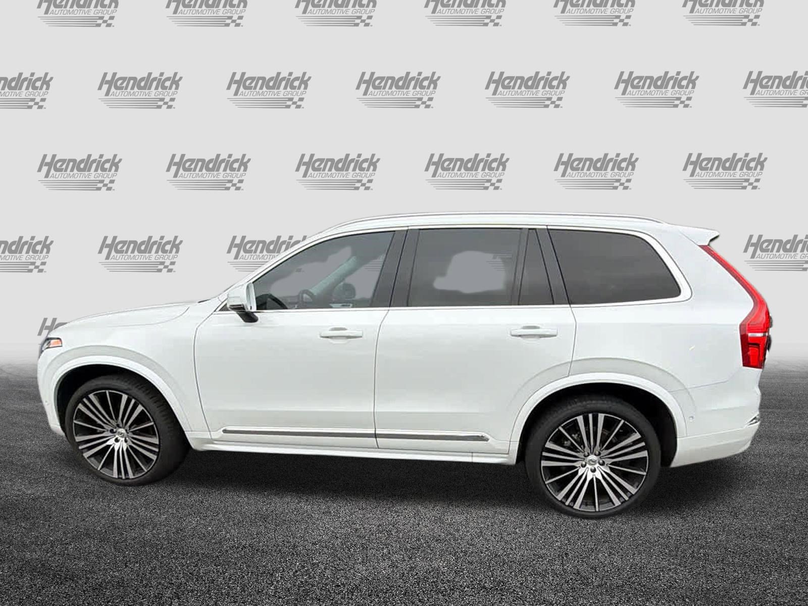 Used 2023 Volvo XC90 B6 Ultimate w/ Lounge Package AWD/4WD image 11