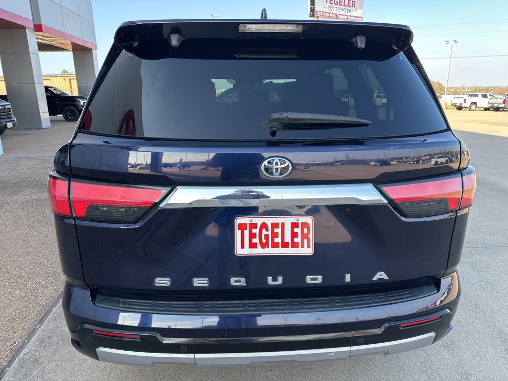 Used 2023 Toyota Sequoia Limited image 6