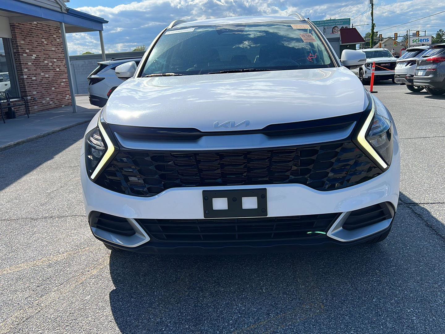 Used 2023 Kia Sportage EX AWD/4WD image 8