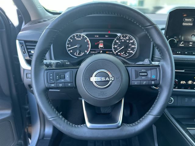 Used 2023 Nissan Rogue SL w/ SL Premium Package image 15