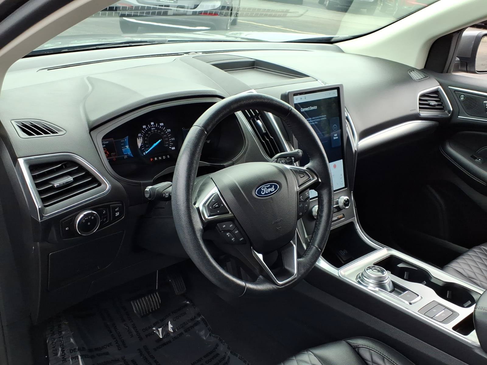 Used 2024 Ford Edge Titanium AWD/4WD image 5
