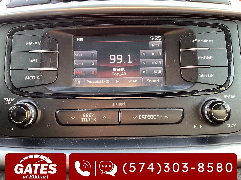 Used 2016 Kia Sorento LX w/ LX Convenience Package AWD/4WD image 3