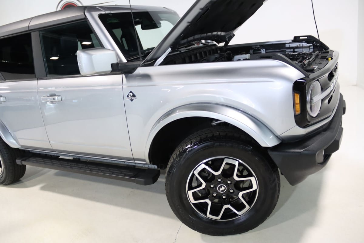 Used 2023 Ford Bronco Outer Banks AWD/4WD image 79