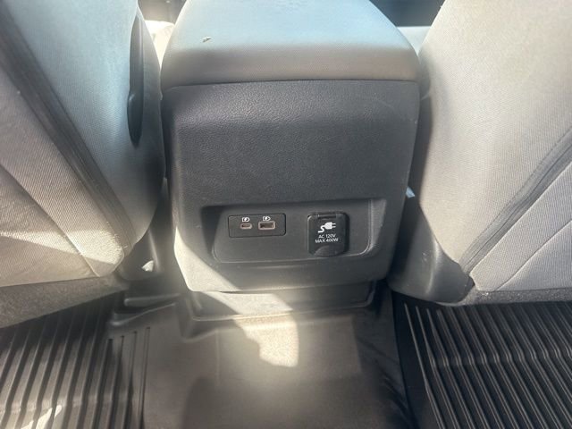 Used 2022 Nissan Frontier SV image 16