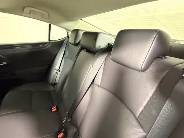Used 2022 Lexus ES 350 w/ Accessory Package 2 FWD image 21