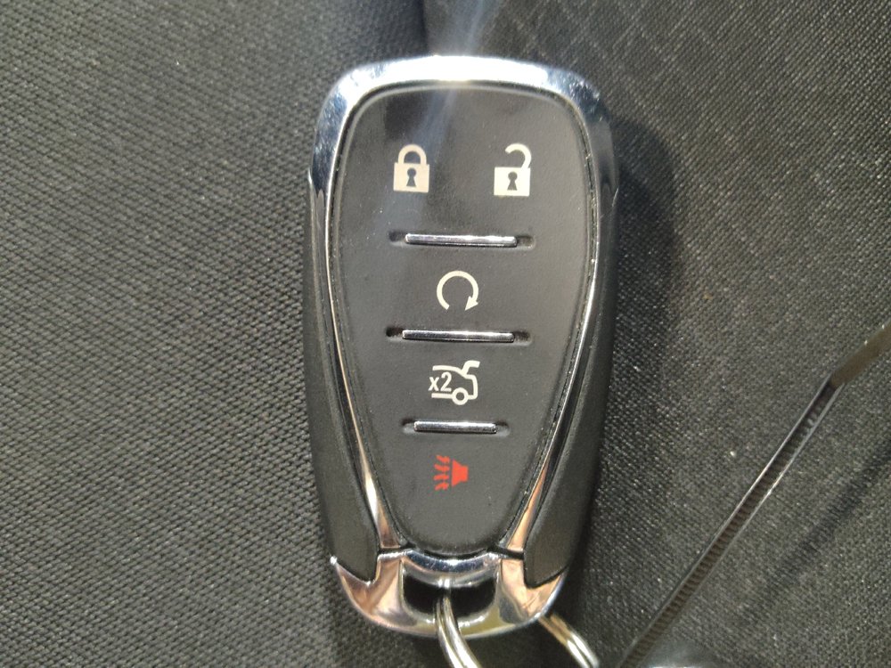 Used 2021 Chevrolet Malibu RS FWD image 32
