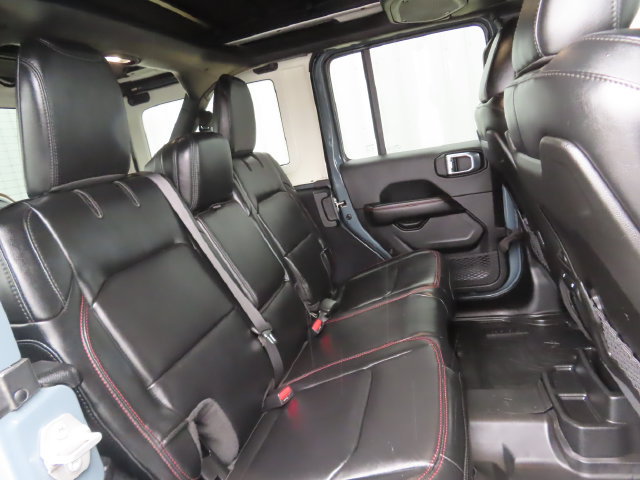 Used 2024 Jeep Wrangler Unlimited Rubicon AWD/4WD image 31