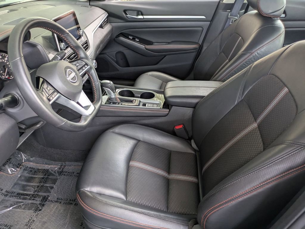 Used 2025 Nissan Altima 2.5 SR AWD/4WD image 23