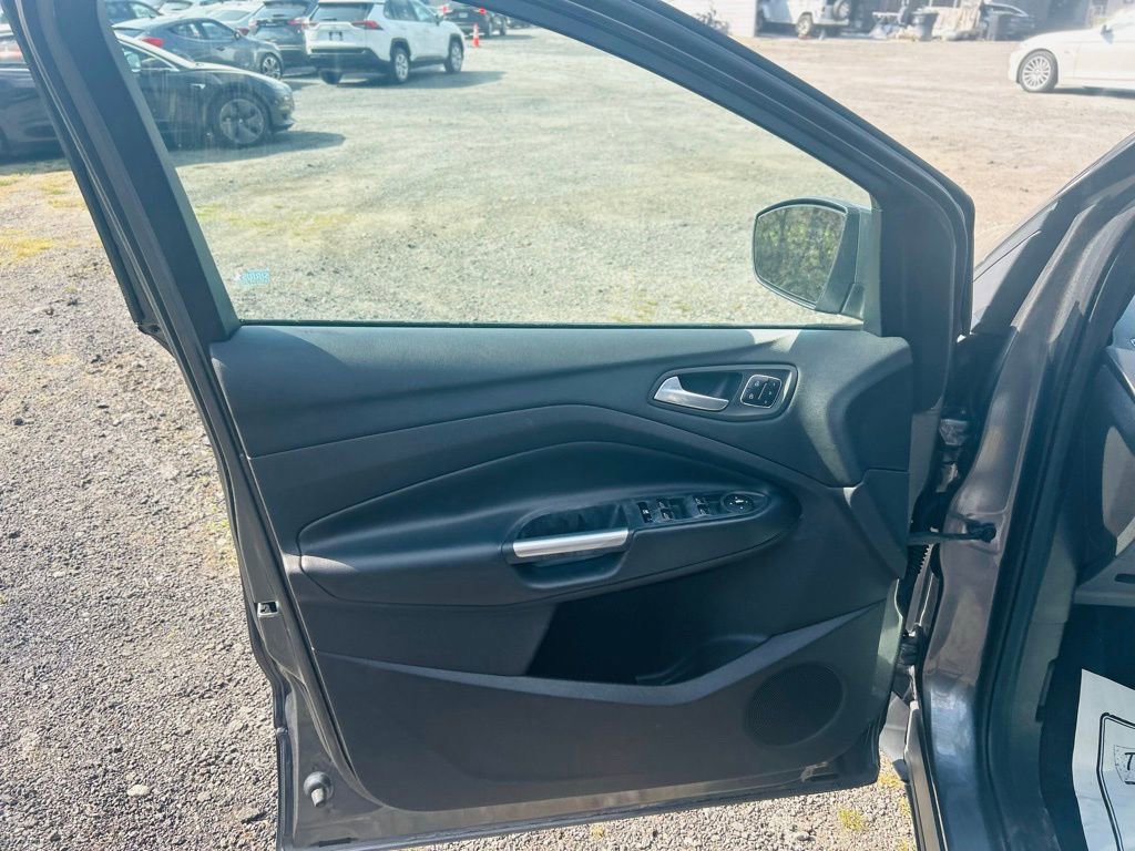 Used 2014 Ford Escape Titanium w/ Equipment Group 401A image 21